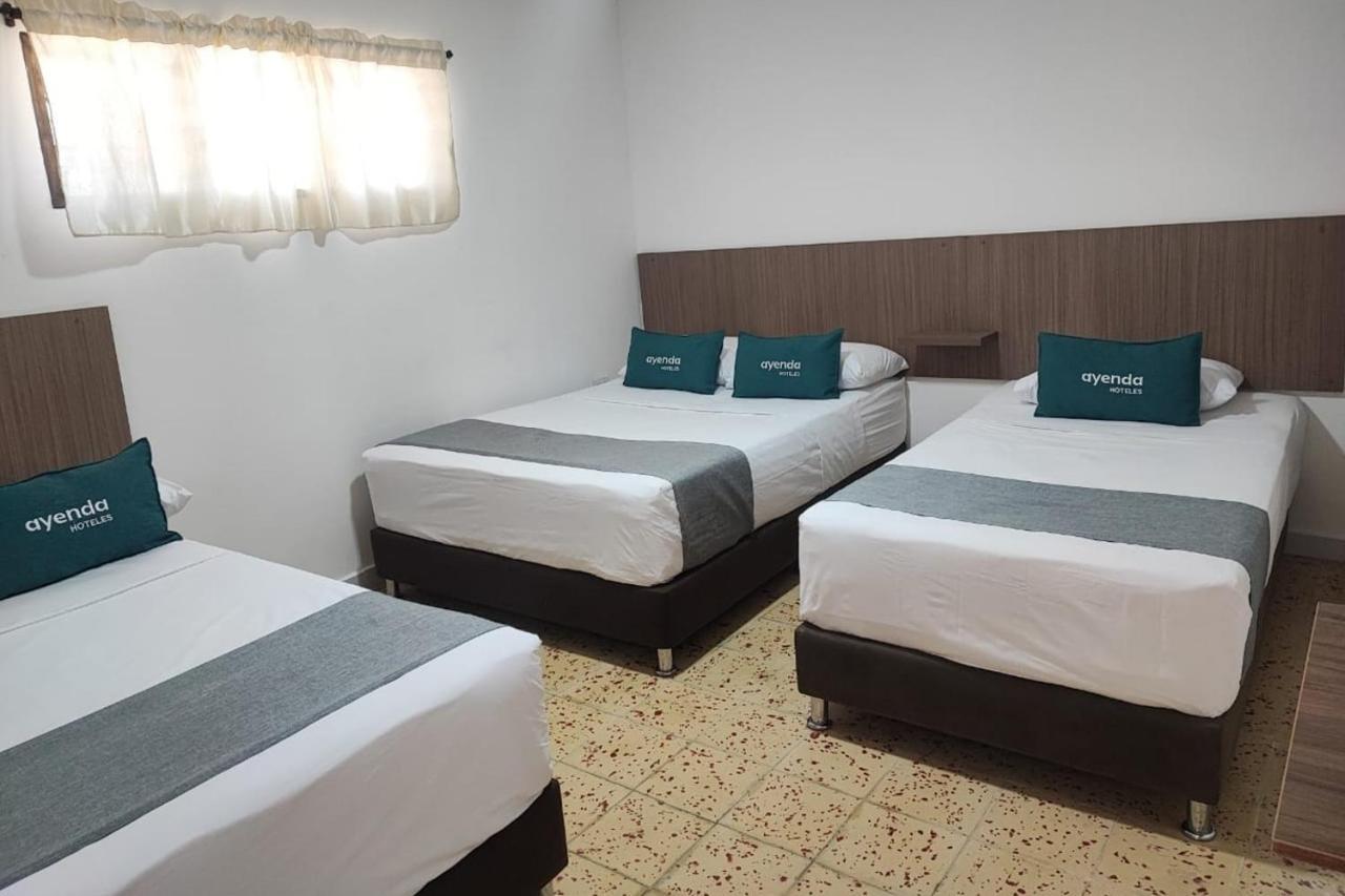 Ayenda Hotel Helenas ริออชชา ภายนอก รูปภาพ