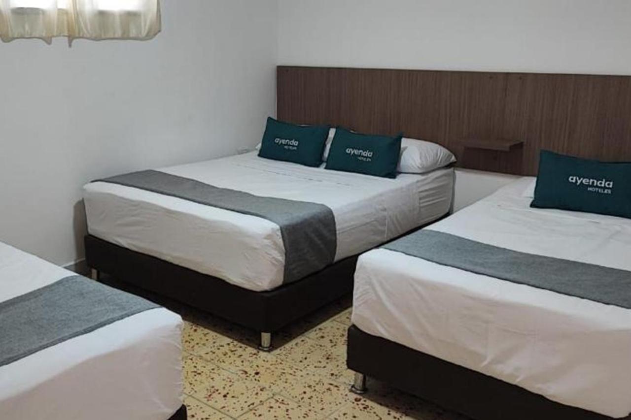 Ayenda Hotel Helenas ริออชชา ภายนอก รูปภาพ